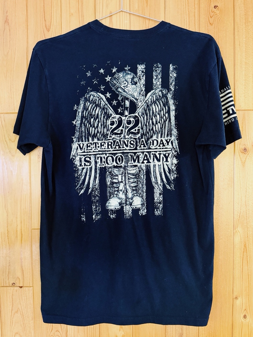 EUC 22 A Day Veteran Awareness Graphic T-Shirt | Size Large | Soft Black